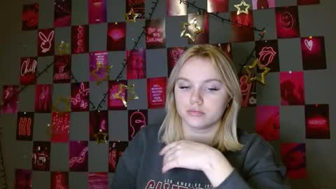 Leyla online show from January 8, 7:23 am