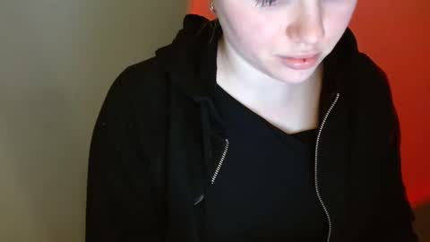 Leyla online show from February 2, 8:02 am