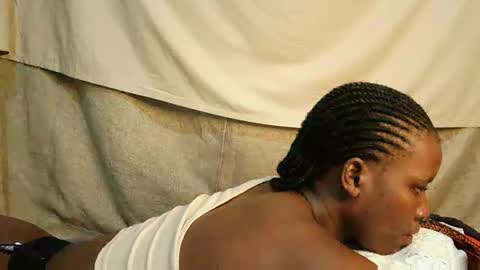 leylacuty13 online show from March 28, 6:51 pm