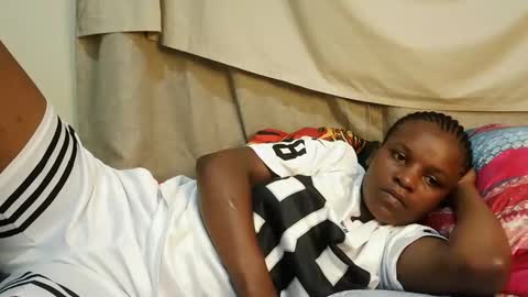 leylacuty13 online show from March 26, 1:19 am