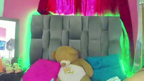 leylastras latina girl slim colombia girlfriends play and pussy lesbians online show from December 20, 9:17 pm