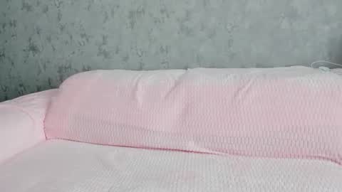 LEANNAA online show from October 26, 6:42 am