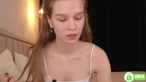 Lia  online show from September 16, 3:20 pm