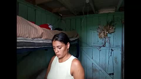 Lia online show from December 18, 8:02 pm