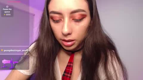 Snapshot of liaa_cute_ chatting on October 6, 3:45 am lia online show from October 6, 3:45 am