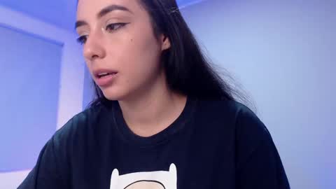 Snapshot of liaa_cute_ chatting on October 13, 1:41 am lia online show from October 13, 1:41 am