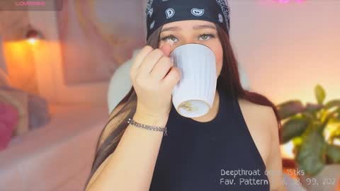 Snapshot of liacox chatting on January 15, 3:54 am Lia Cox online show from January 15, 3:54 am