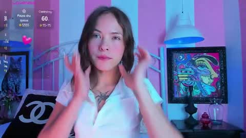 Snapshot of liah_grey8 chatting on February 18, 8:47 pm ---Liah--- online show from February 18, 8:47 pm