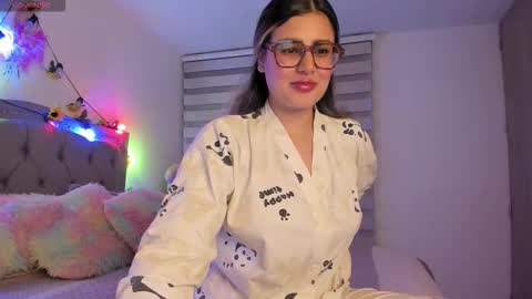 Lia  online show from February 21, 3:29 am