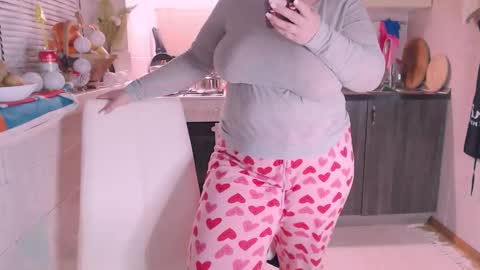 miss Lia  colection for travel online show from December 31, 5:51 pm