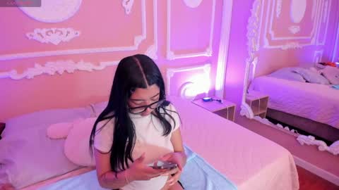 Lia lovet online show from March 30, 7:46 pm