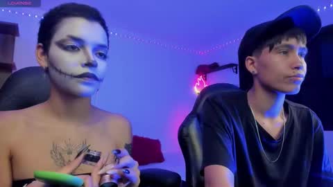 liam_anny online show from October 22, 6:18 am