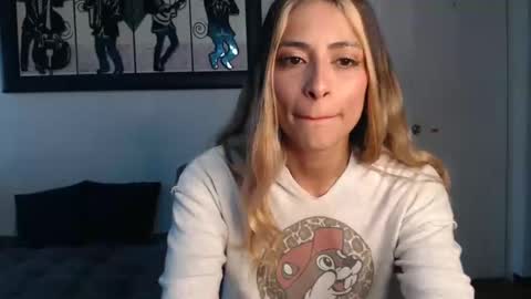 Lia Miller online show from March 11, 11:55 am