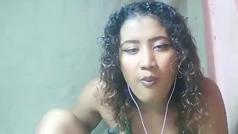 Liana9794 online show from May 29, 5:11 pm