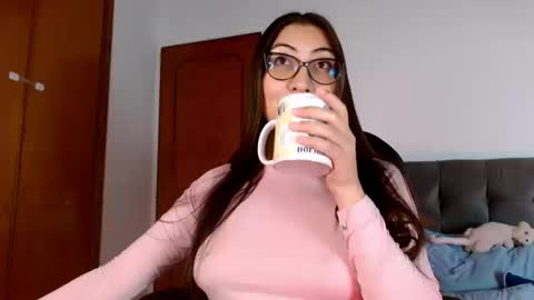 Liana  online show from September 8, 2:16 pm