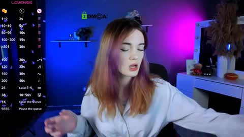 Snapshot of liana_kisses chatting on September 12, 7:10 pm Little Liana online show from September 12, 7:10 pm