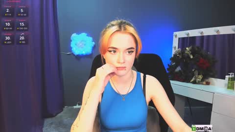 Snapshot of liana_kisses chatting on February 4, 12:00 pm Little Liana online show from February 4, 12:00 pm