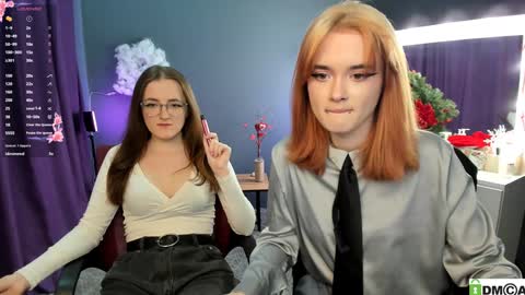 Snapshot of liana_kisses chatting on December 29, 7:53 pm Little Liana online show from December 29, 7:53 pm