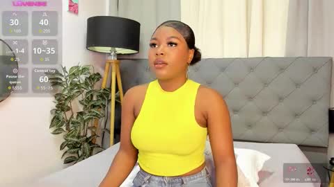 Lianasmith online show from March 27, 1:12 pm