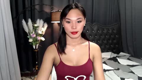 Snapshot of liane_mei chatting on February 16, 11:16 pm Liane online show from February 16, 11:16 pm