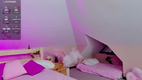 Lian online show from December 22, 6:49 am