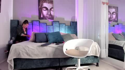 Snapshot of liannaa_ chatting on March 11, 7:47 pm Lian online show from March 11, 7:47 pm