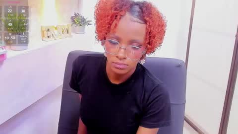 LiannaDixon online show from March 9, 6:32 pm