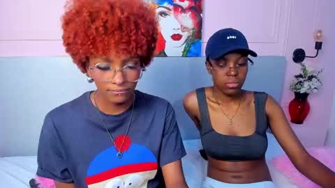 LiannaDixon online show from February 25, 1:00 pm