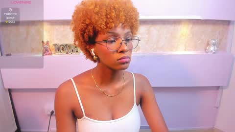 LiannaDixon online show from December 22, 3:22 pm