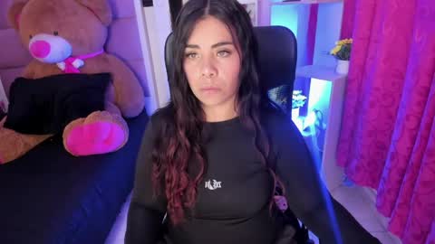 liany_taylor online show from May 6, 3:10 am