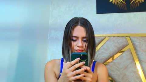 liaross online show from January 12, 9:51 pm