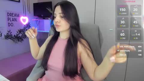 Lia online show from December 16, 8:15 pm