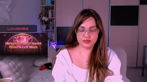 libra_mia online show from April 13, 11:44 am