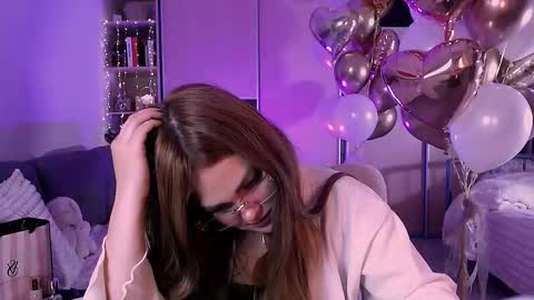 libra_mia online show from October 4, 5:35 am