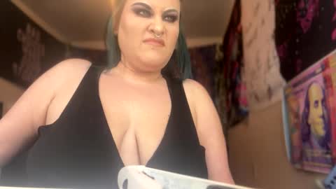 AllieAustyn online show from December 4, 12:14 pm