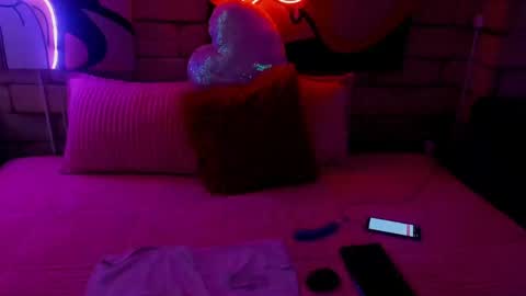 Snapshot of liily_hot chatting on January 14, 8:37 pm LIILY online show from January 14, 8:37 pm