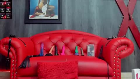 Nini - online show from February 7, 11:58 am