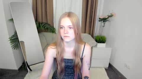 Erica online show from March 4, 12:12 pm