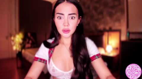 Gabriela online show from December 5, 3:37 am