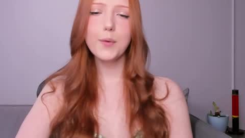 Snapshot of lil_pumpkinpie chatting on March 7, 7:52 am Val online show from March 7, 7:52 am