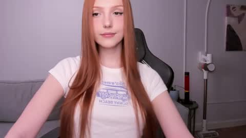 Snapshot of lil_pumpkinpie chatting on February 22, 7:45 am Val online show from February 22, 7:45 am