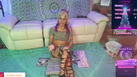 Lila online show from January 6, 12:58 am