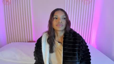 L I L A   online show from December 21, 3:55 am