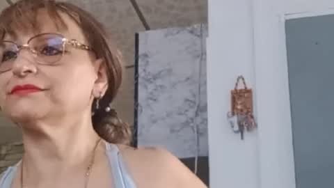 lilieth online show from March 12, 4:31 pm