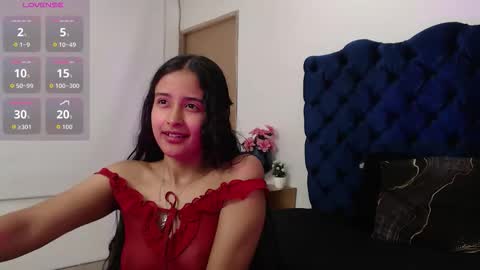 Snapshot of lili666_ chatting on October 16, 3:09 am Lili online show from October 16, 3:09 am