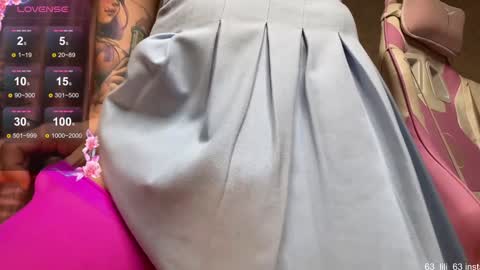 Lili online show from November 13, 2:38 pm