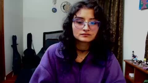 lili_clan online show from September 17, 2:20 am