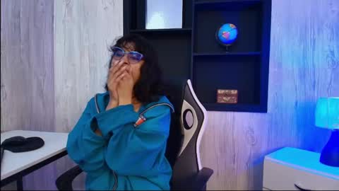 lili_clan online show from October 9, 1:37 pm