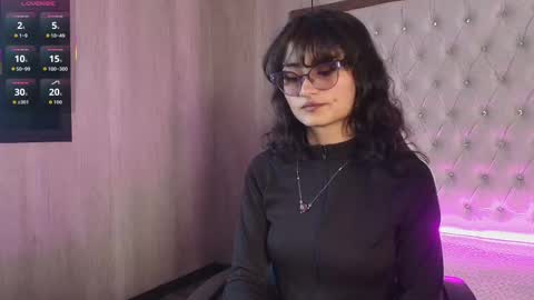 lili_clan online show from November 4, 12:54 pm