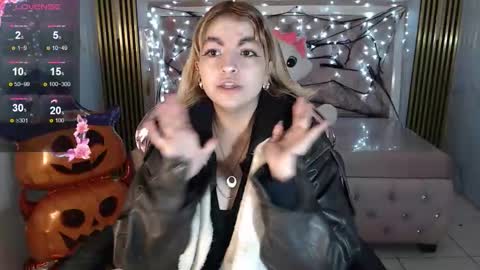 Lili online show from October 21, 4:05 am